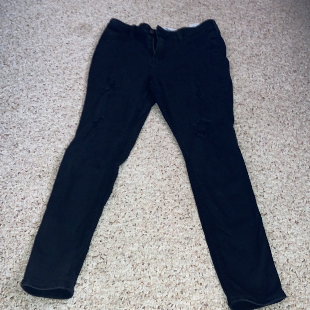 Curvy High Rise Hollister Jeans - Picture 2 of 6
